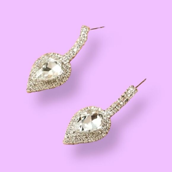 Crystal Tear Drop Pierced Earrings NWOT Never Worn ❤️ 5/$25 Bundled - Picture 5 of 7